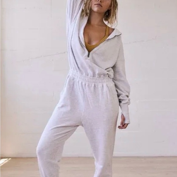NWT FREE PEOPLE Training Day Hoodie Jumpsuit size L - Picture 2 of 7